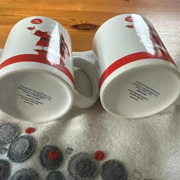 Things Go Better with Coke Santa Mug Coca-Cola Mug set of 4 - Picture 5 of 11
